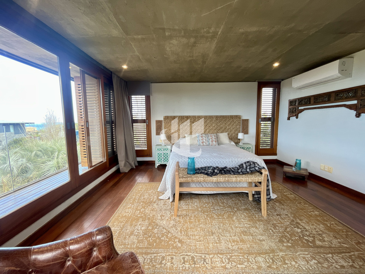 Casa ID.1227 - Venta casa 4 dormitorios El Chorro