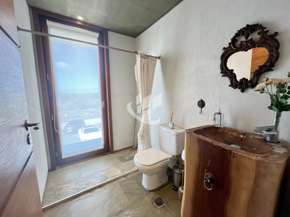 Casa ID.1227 - Venta casa 4 dormitorios El Chorro