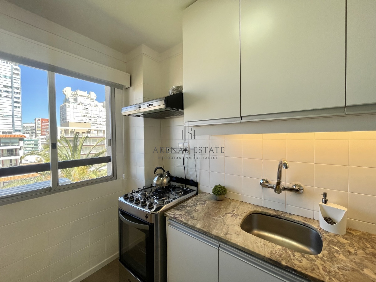 Apartamento ID.2787 - Venta apartamento  1 dormitorio. Península, Punta del Este  