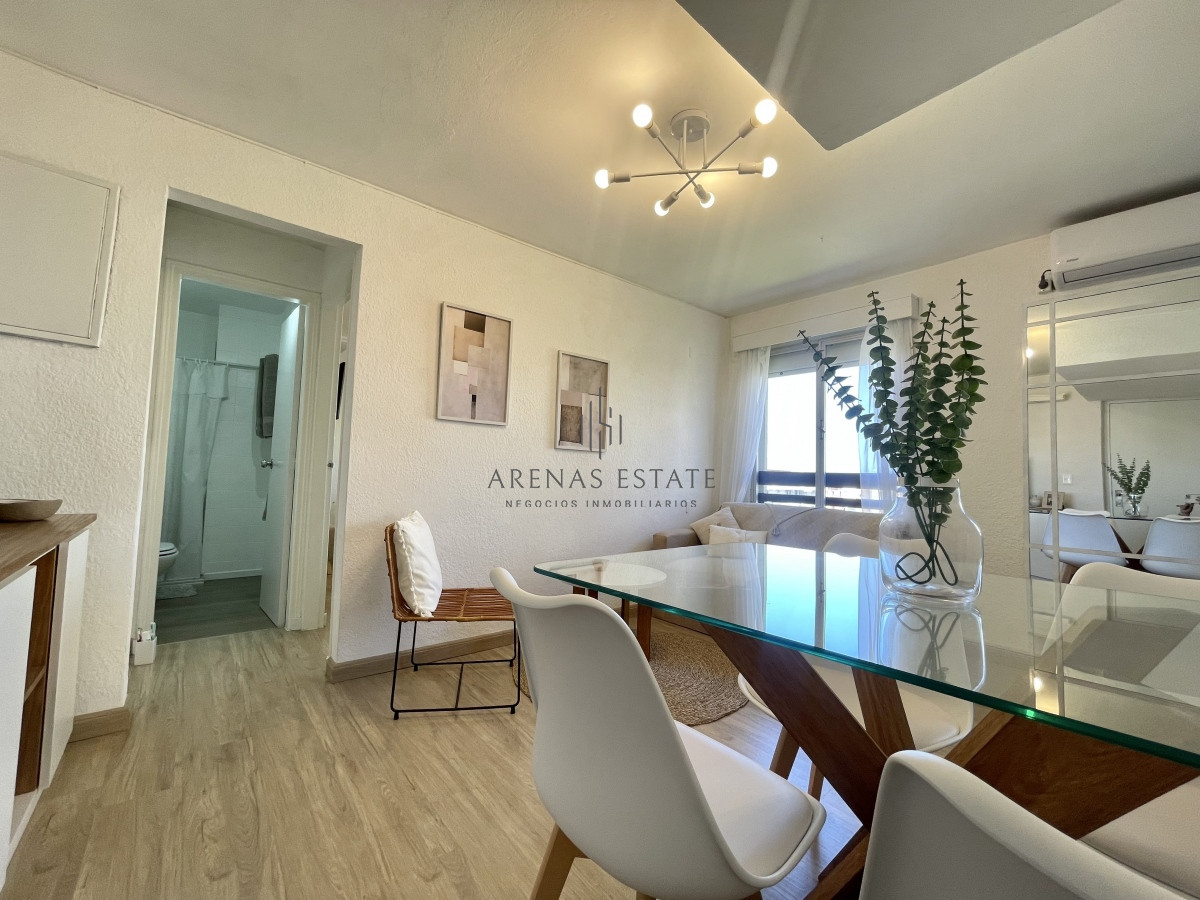 Apartamento ID.2787 - Venta apartamento  1 dormitorio. Península, Punta del Este  