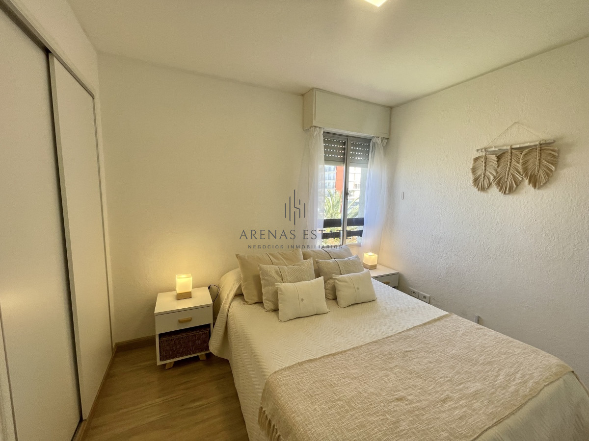 Apartamento ID.2787 - Venta apartamento  1 dormitorio. Península, Punta del Este  