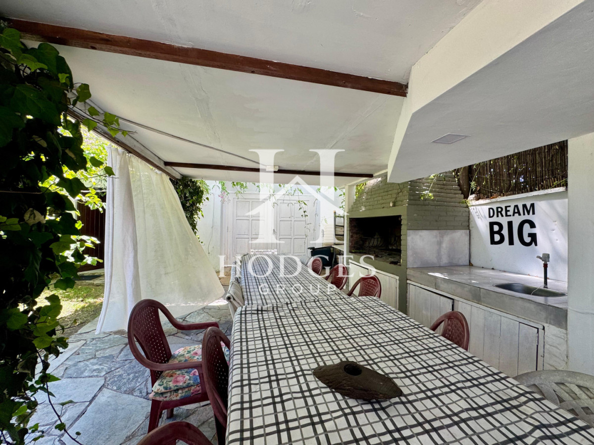 Casa ID.217 - Venta casa 4 dormitorios Punta del Este