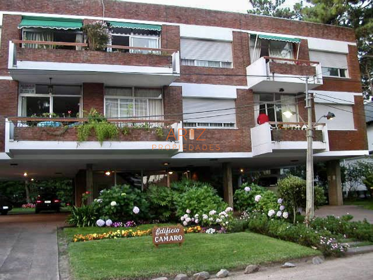 Apartamento ID.2001 - Venta apartamento 2 dormitorios Punta del Este 