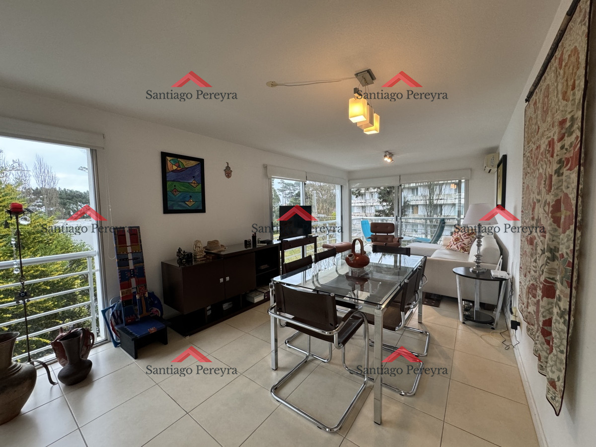 Apartamento ID.17117 - Venta apartamento 3 dormitorios. Playa mansa, Punta del Este 