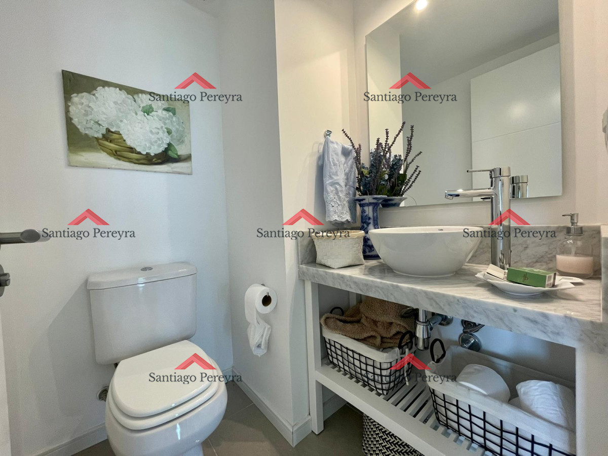 Apartamento ID.15709 - Venta apartamento 2 dormitorios playa brava Punta del Este 