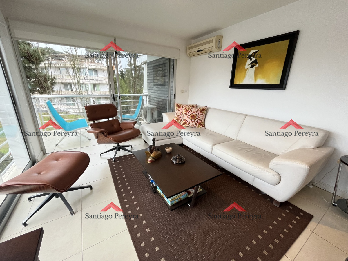 Apartamento ID.17117 - Venta apartamento 3 dormitorios. Playa mansa, Punta del Este 