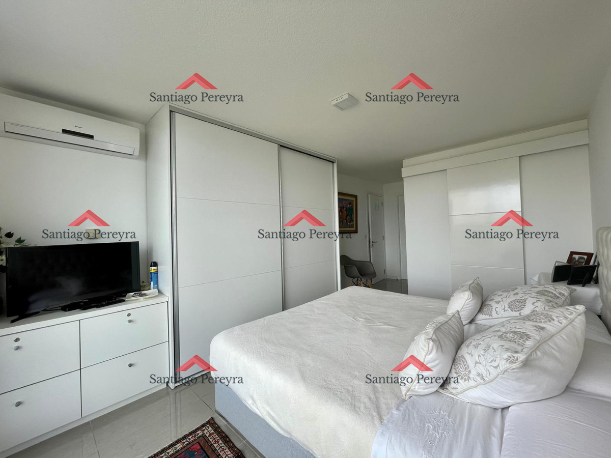 Apartamento ID.15709 - Venta apartamento 2 dormitorios playa brava Punta del Este 