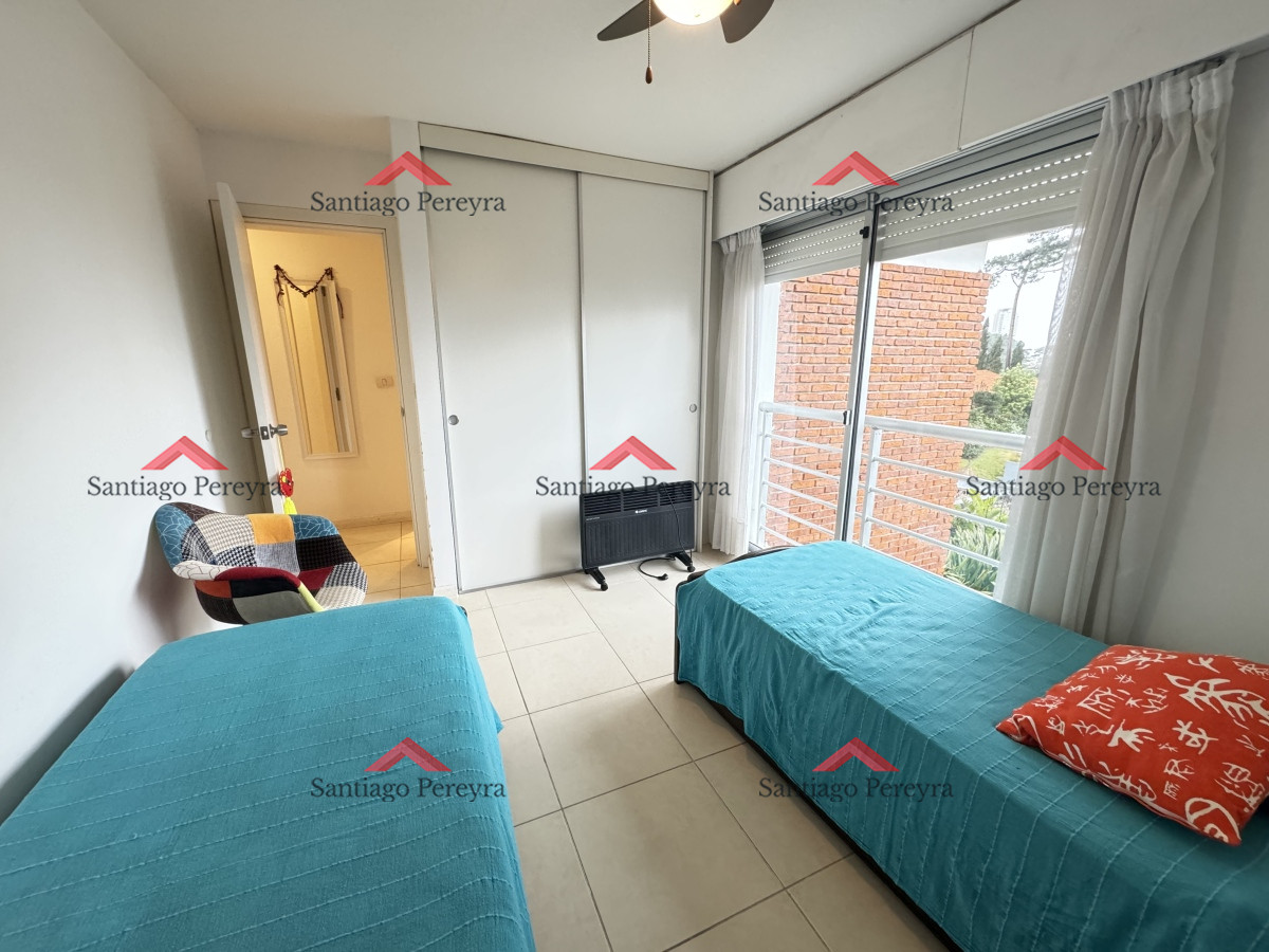 Apartamento ID.17117 - Venta apartamento 3 dormitorios. Playa mansa, Punta del Este 