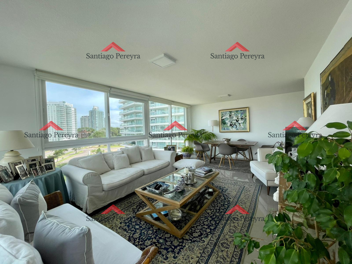 Apartamento ID.15709 - Venta apartamento 2 dormitorios playa brava Punta del Este 
