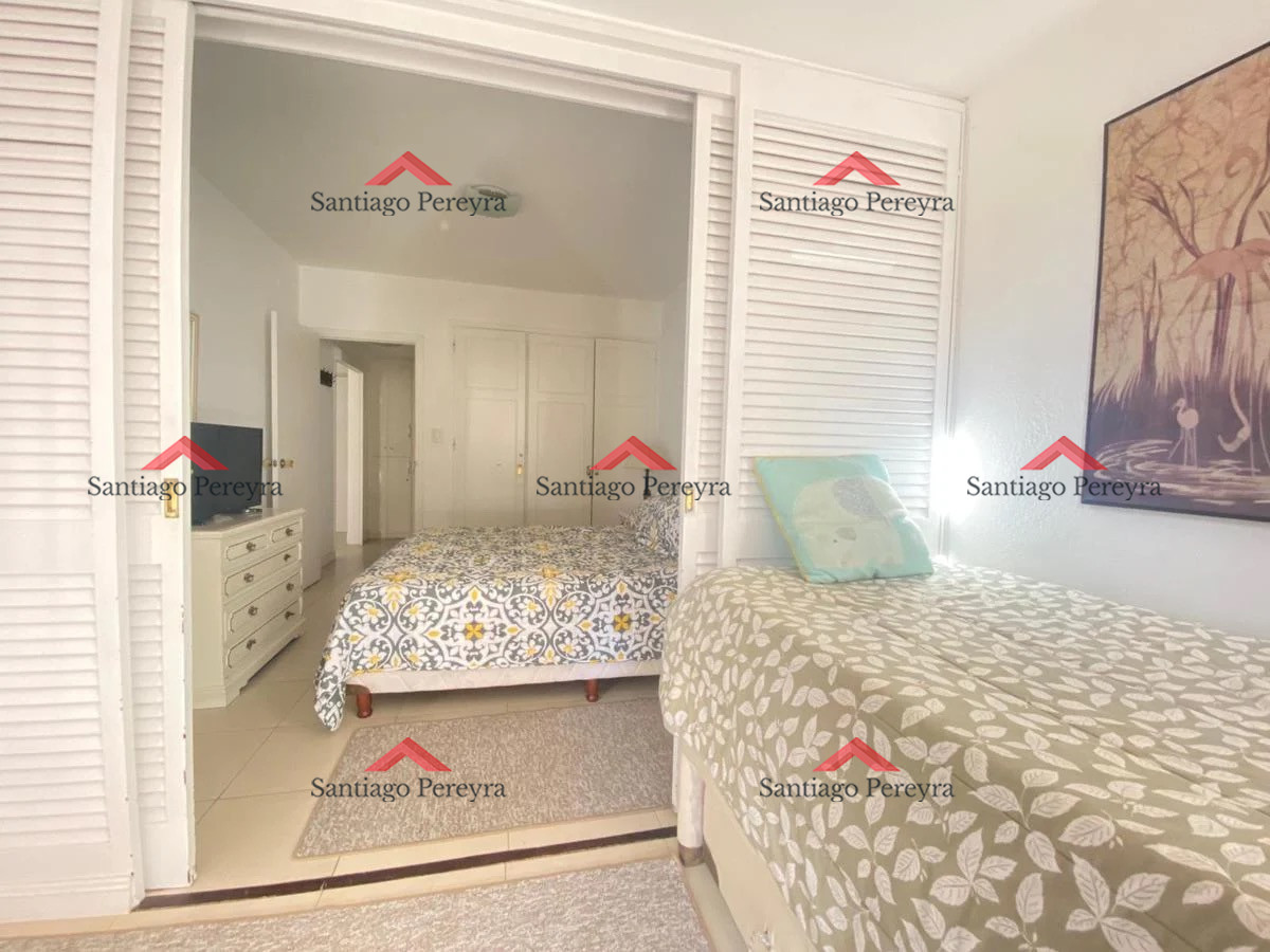 Apartamento ID.14811 - Venta Departamento - 1 Dormitorio y medio - Peninsula 
