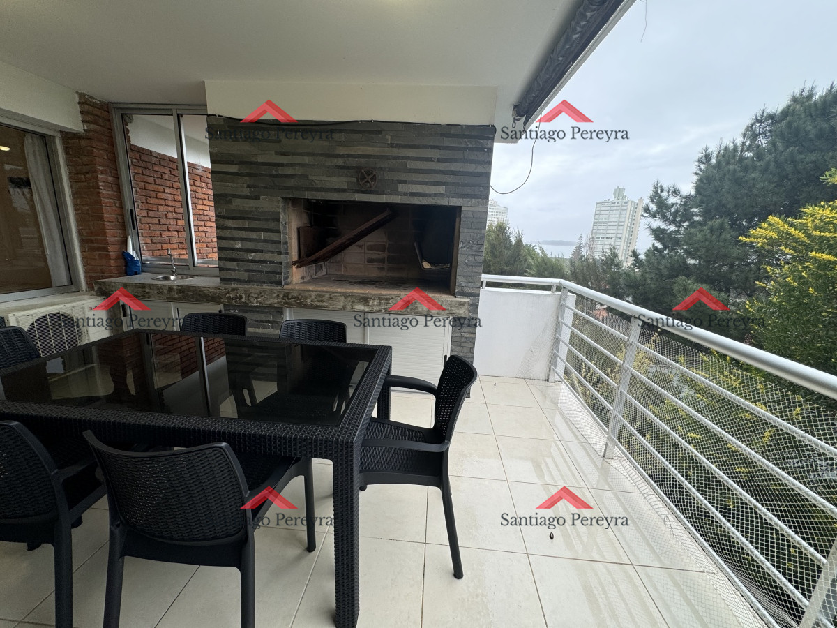Apartamento ID.17117 - Venta apartamento 3 dormitorios. Playa mansa, Punta del Este 