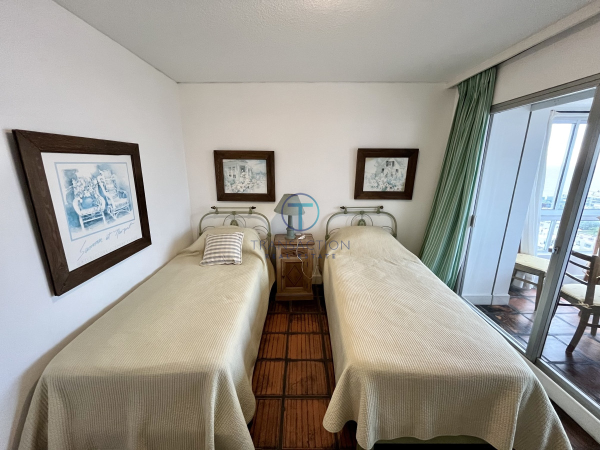Apartamento ID.717/  - Venta apartamento en Peninsula