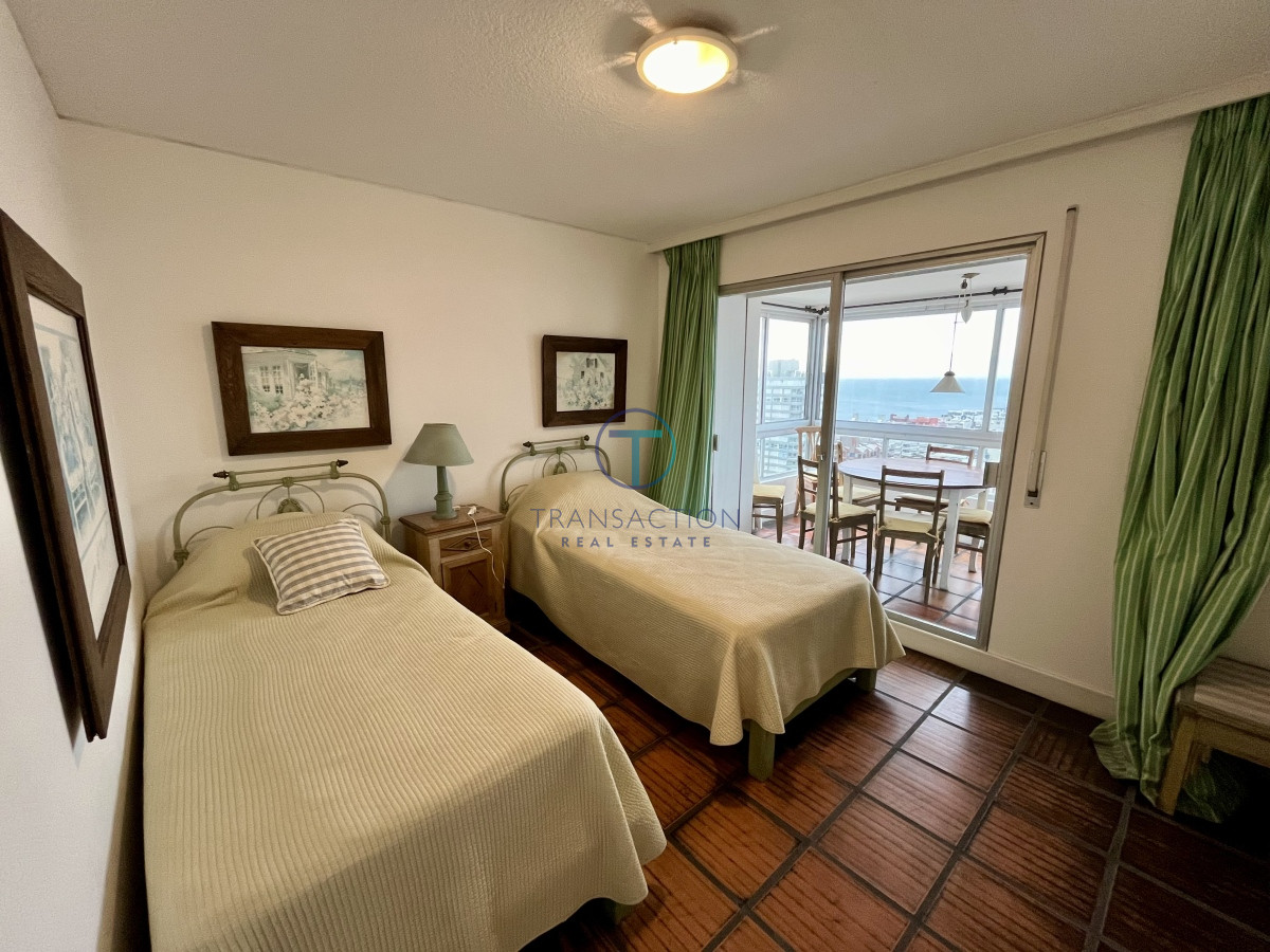 Apartamento ID.717/  - Venta apartamento en Peninsula