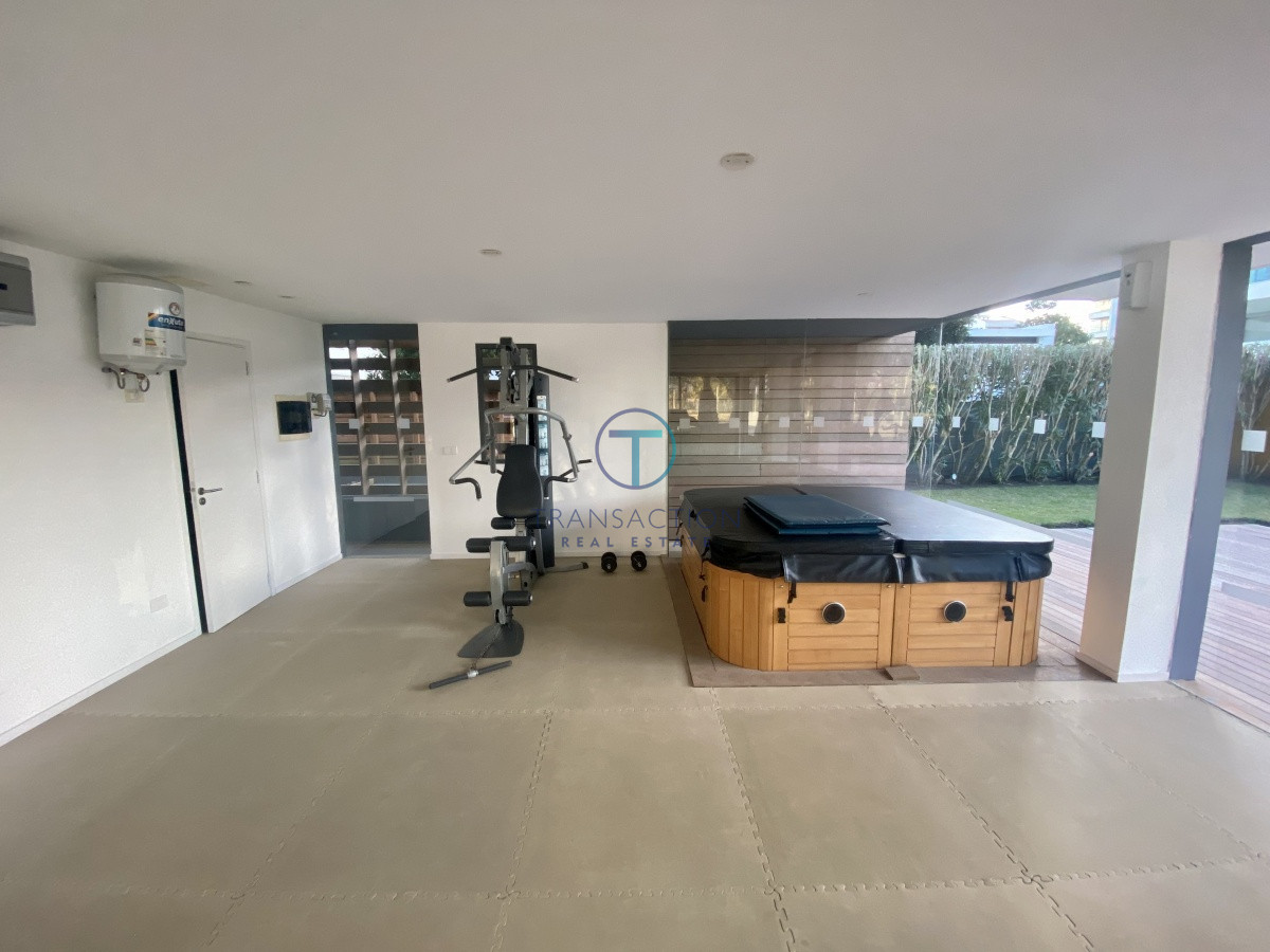 Apartamento ID.729/Apto-PUNTA-DEL-ESTE,-Playa-mansa - Apartamento 2 dormitorios playa brava Punta del Este
