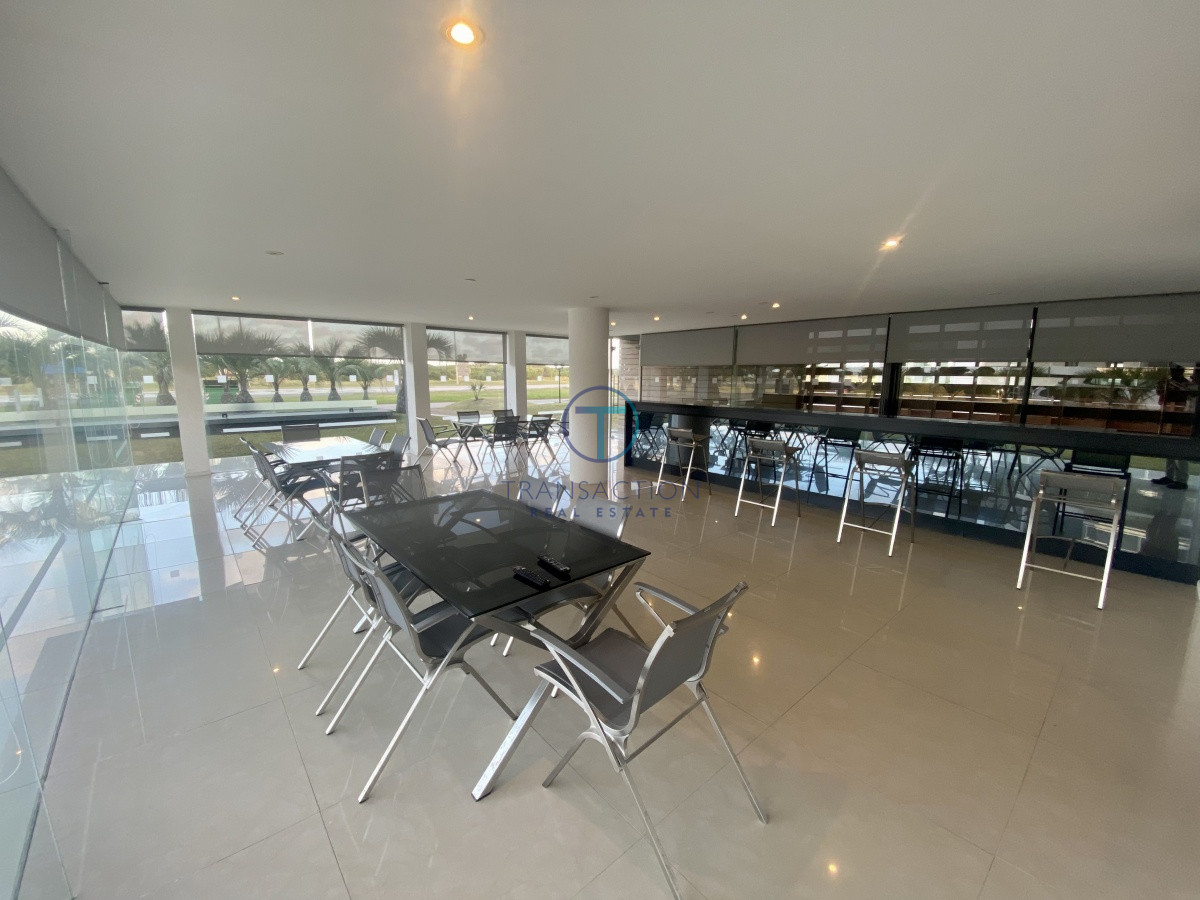 Apartamento ID.729/Apto-PUNTA-DEL-ESTE,-Playa-mansa - Apartamento 2 dormitorios playa brava Punta del Este