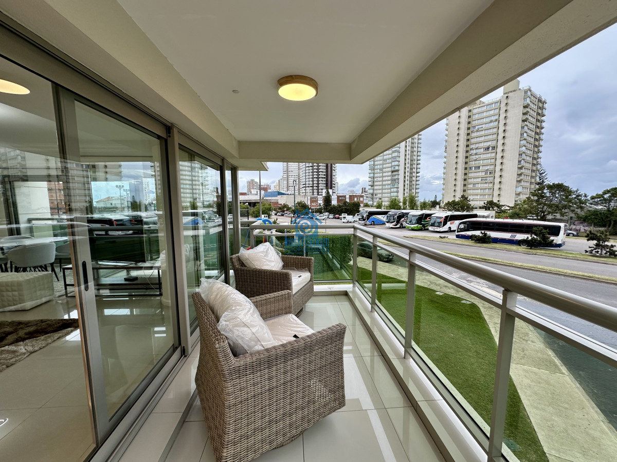 Apartamento ID.1053 - Venta apartamento 2 dormitorios. Imperiale, Punta del Este. 