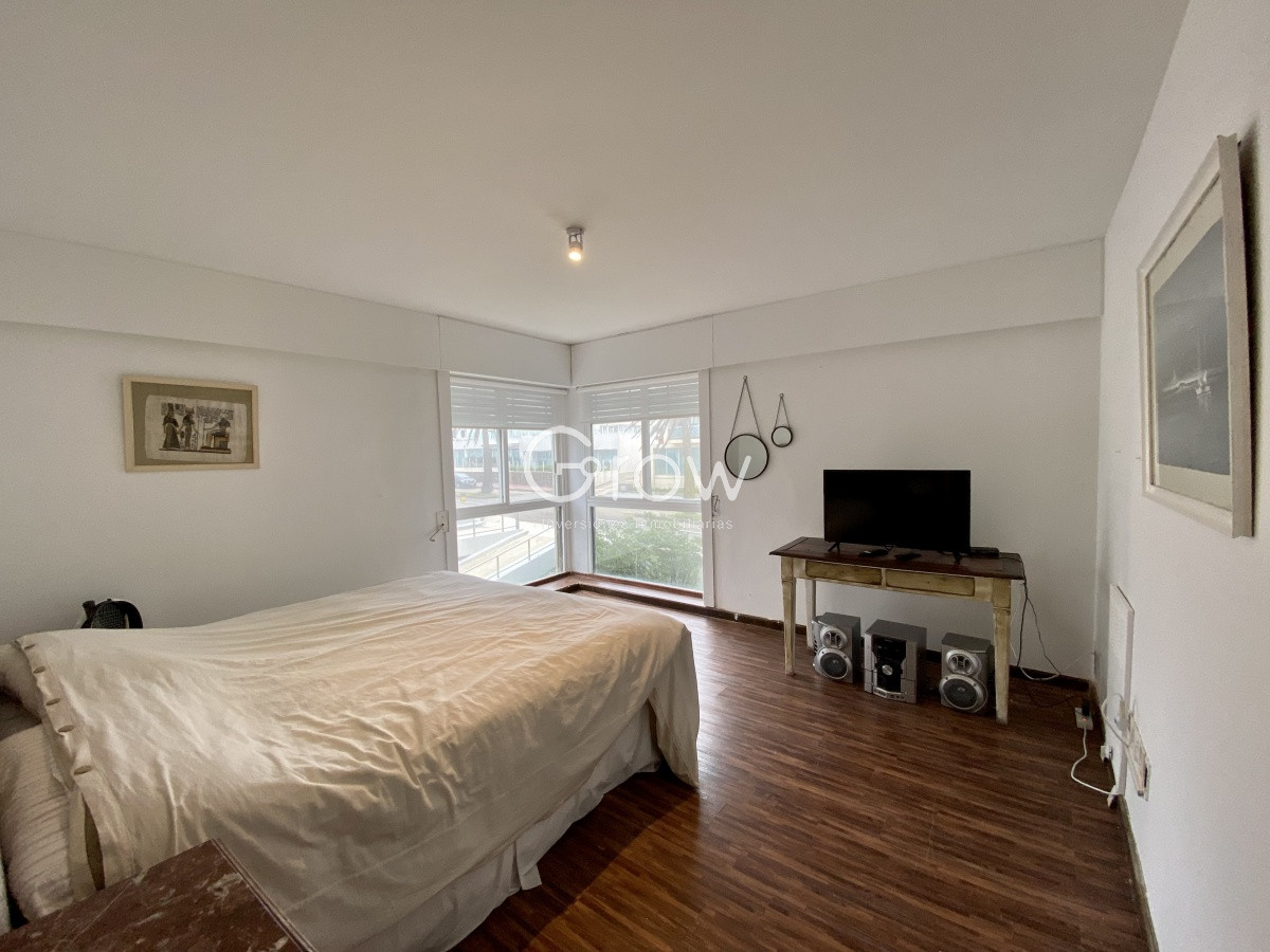 Apartamento ID.2060 - Hermoso apto. a pasos del mar!