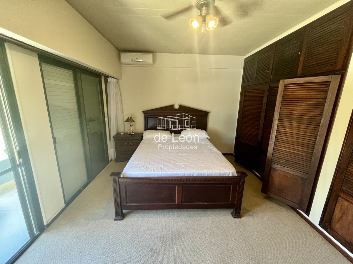 Casa ID.15228 - Alquiler anual casa 5 dormitorios playa brava Punta del Este