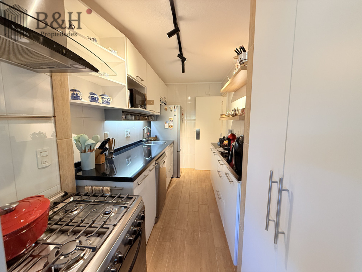 Apartamento ID.7466 - venta apartamento 3 dormitorios. Playa mansa, Punta del Este.