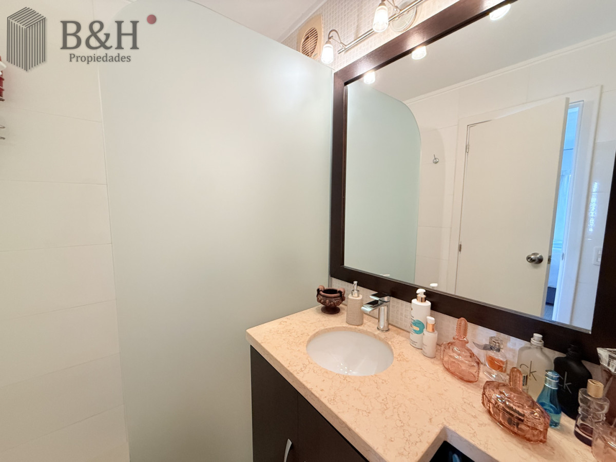 Apartamento ID.7466 - venta apartamento 3 dormitorios. Playa mansa, Punta del Este.
