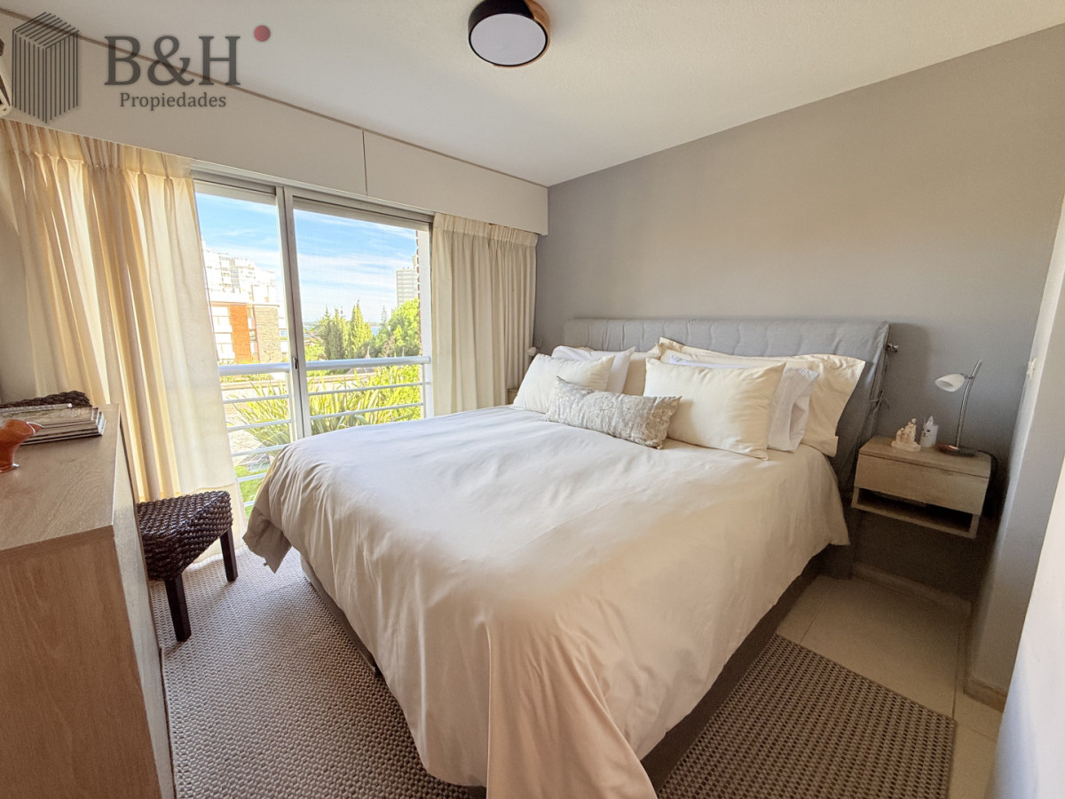 Apartamento ID.7466 - venta apartamento 3 dormitorios. Playa mansa, Punta del Este.