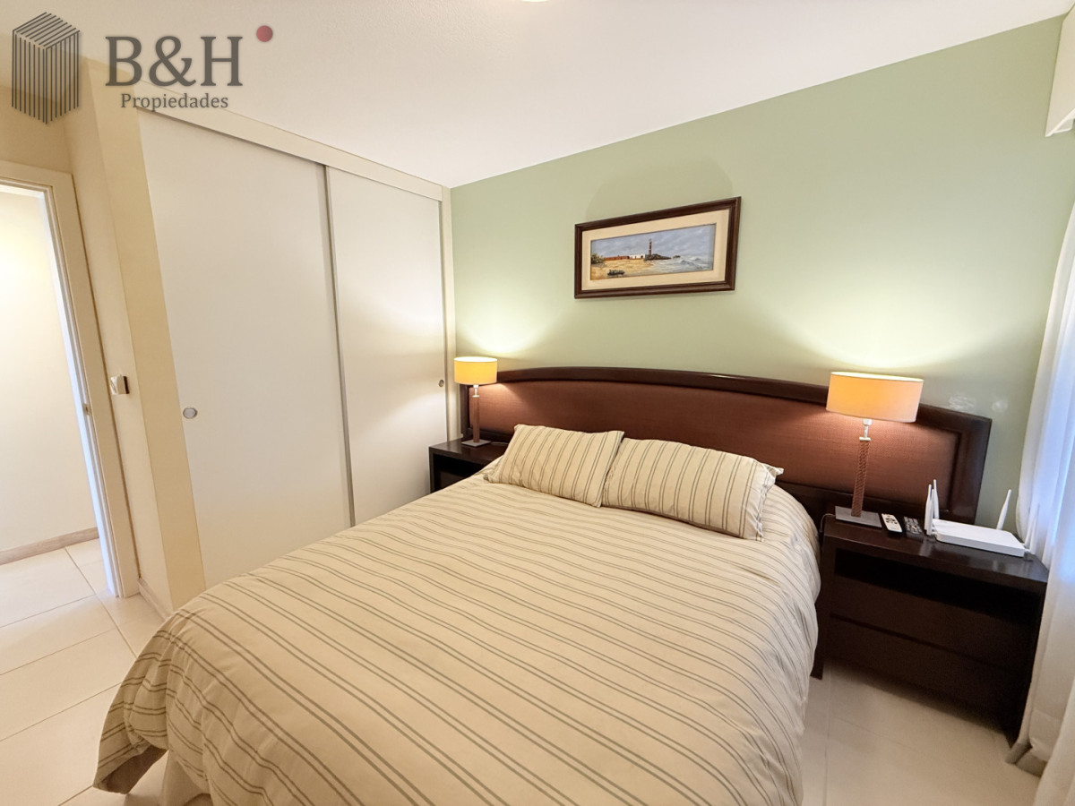 Apartamento ID.7466 - venta apartamento 3 dormitorios. Playa mansa, Punta del Este.