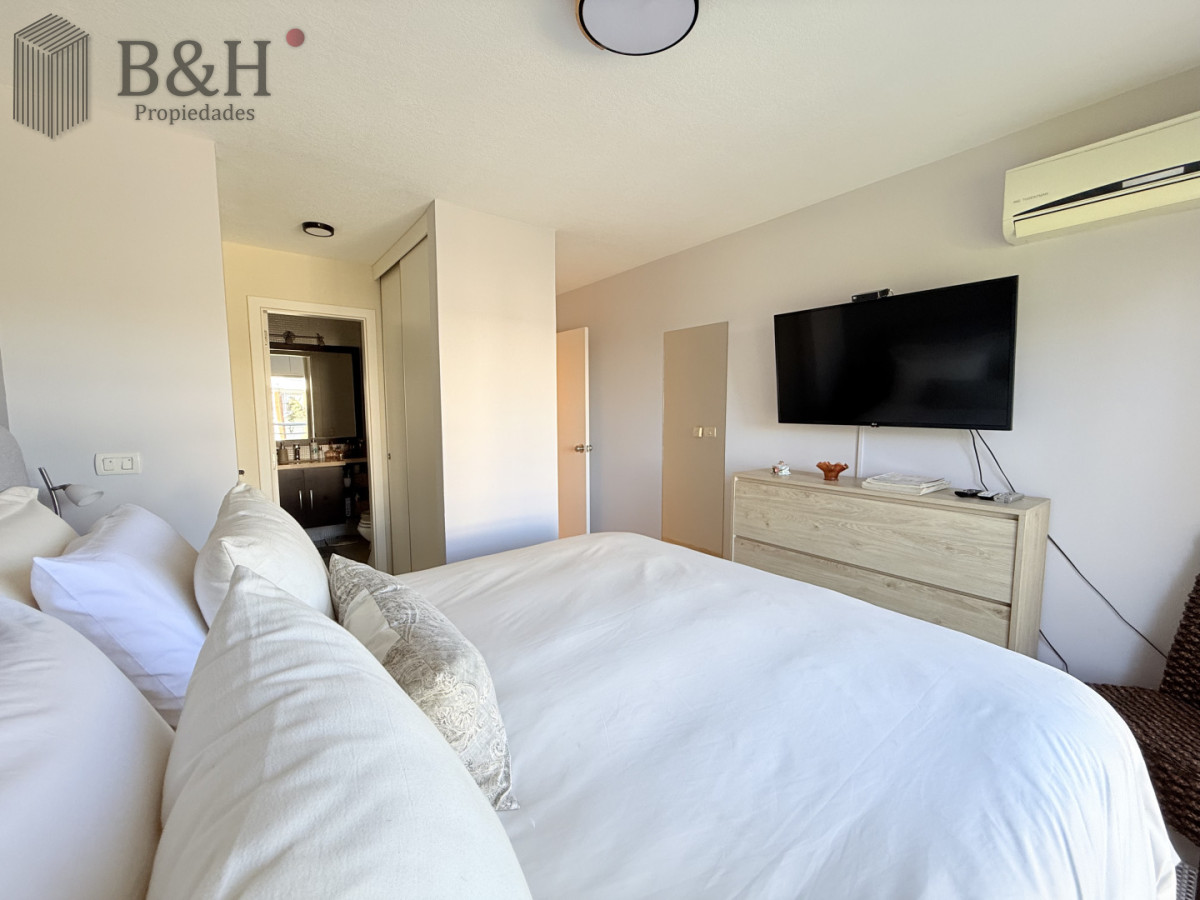 Apartamento ID.7466 - venta apartamento 3 dormitorios. Playa mansa, Punta del Este.