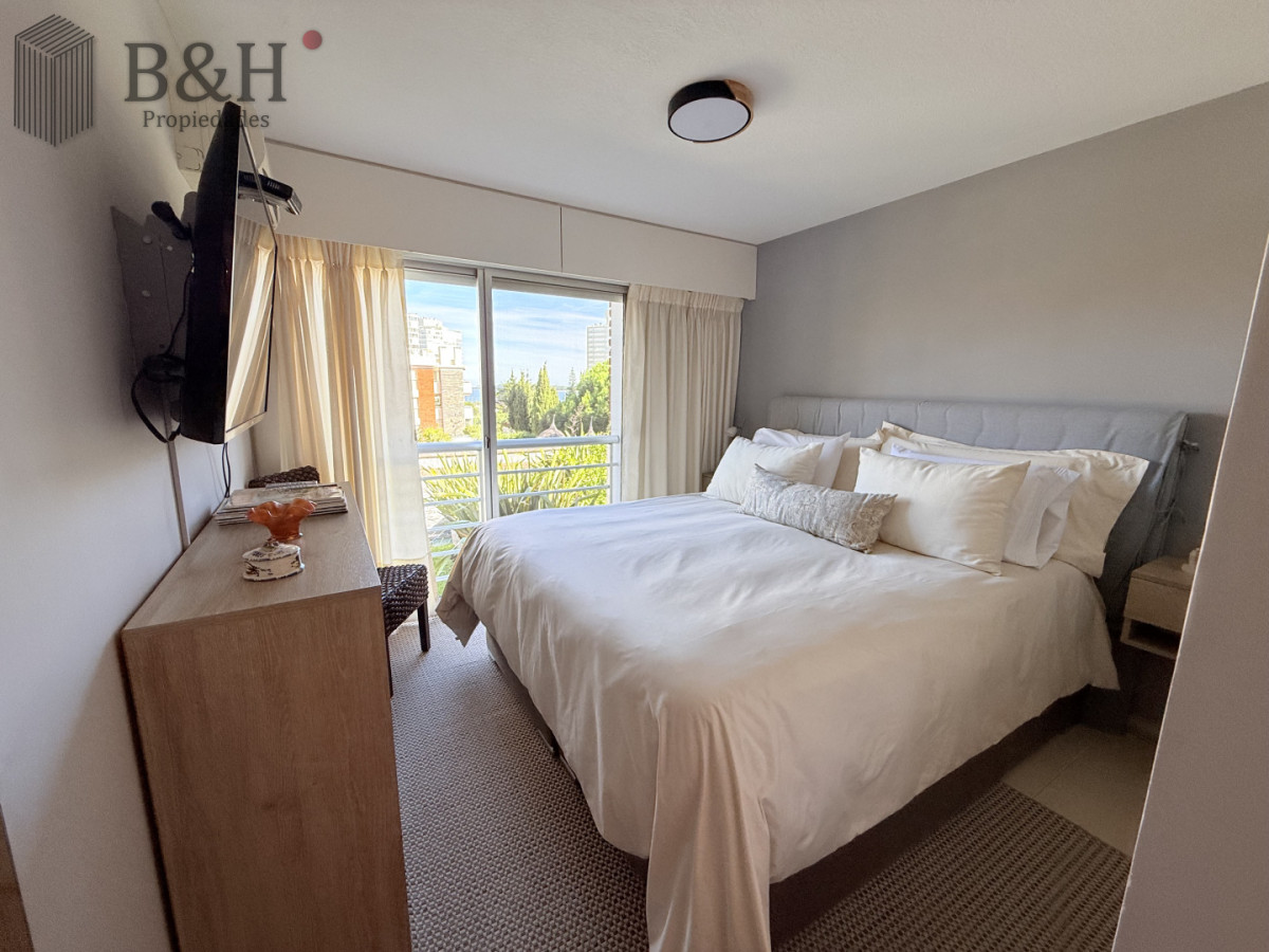 Apartamento ID.7466 - venta apartamento 3 dormitorios. Playa mansa, Punta del Este.