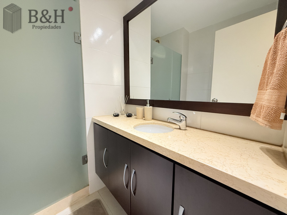 Apartamento ID.7466 - venta apartamento 3 dormitorios. Playa mansa, Punta del Este.