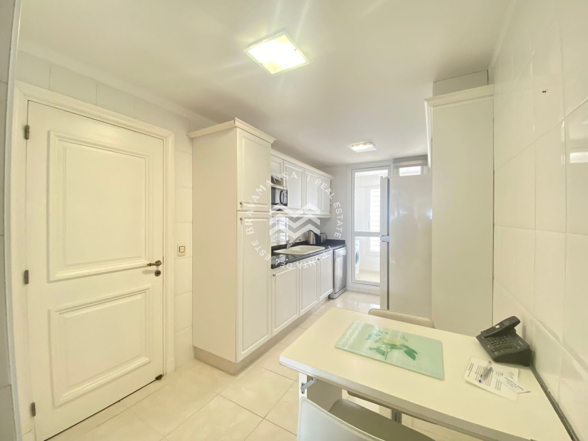 Apartamento ID.43 - Venta Apartamento 3 dormitorios en suite - Primera Línea Punta del Este 