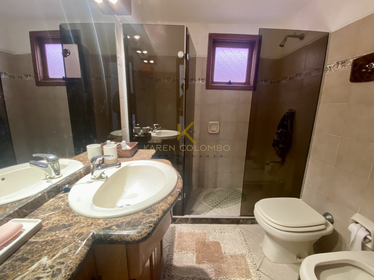 Casa ID.21094904 - Venta casa 3 dormitorios playa mansa Punta del Este