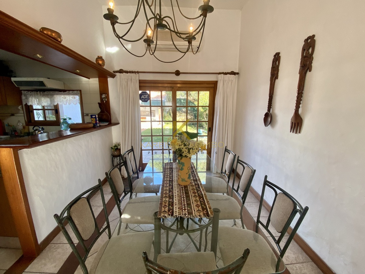 Casa ID.21094904 - Venta casa 3 dormitorios playa mansa Punta del Este