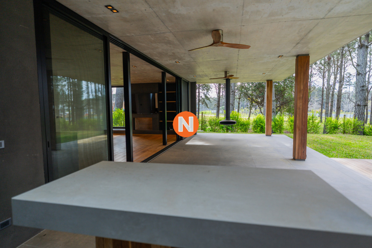 Casa Ref.226087 - Casa en venta 4 dormitorios, Distrito 52 - Punta del Este 