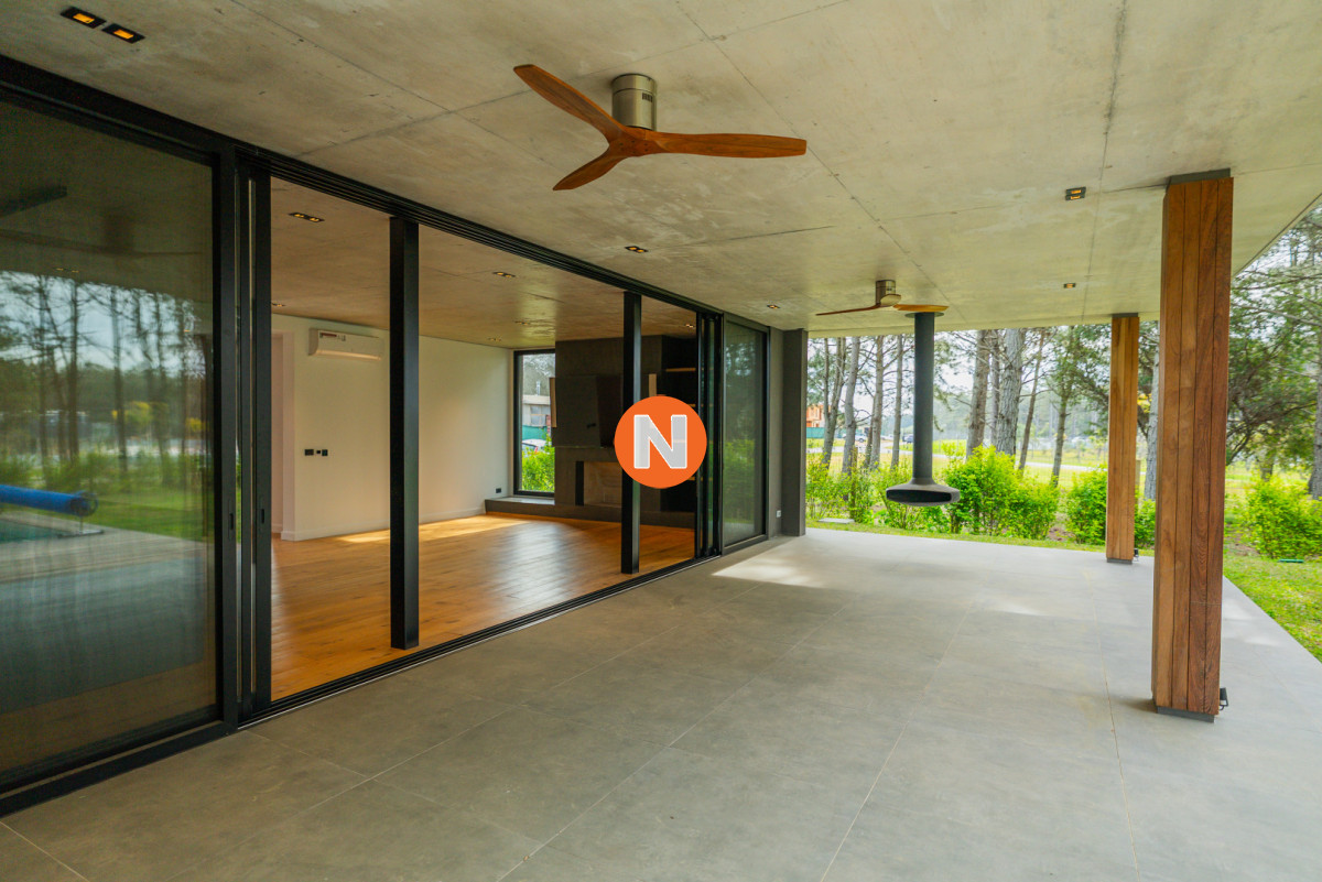 Casa Ref.226087 - Casa en venta 4 dormitorios, Distrito 52 - Punta del Este 