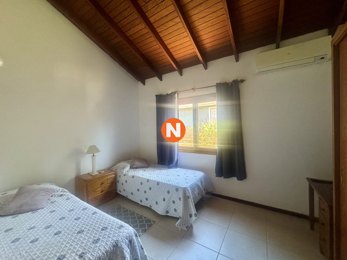 Casa Ref.224927 - Venta. Casa. 4 dormitorios 