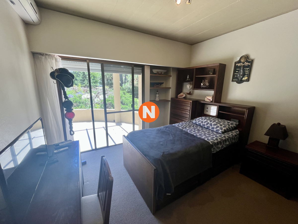 Casa Ref.226093 - Venta casa 5 dormitorios. Playa brava, Punta del Este