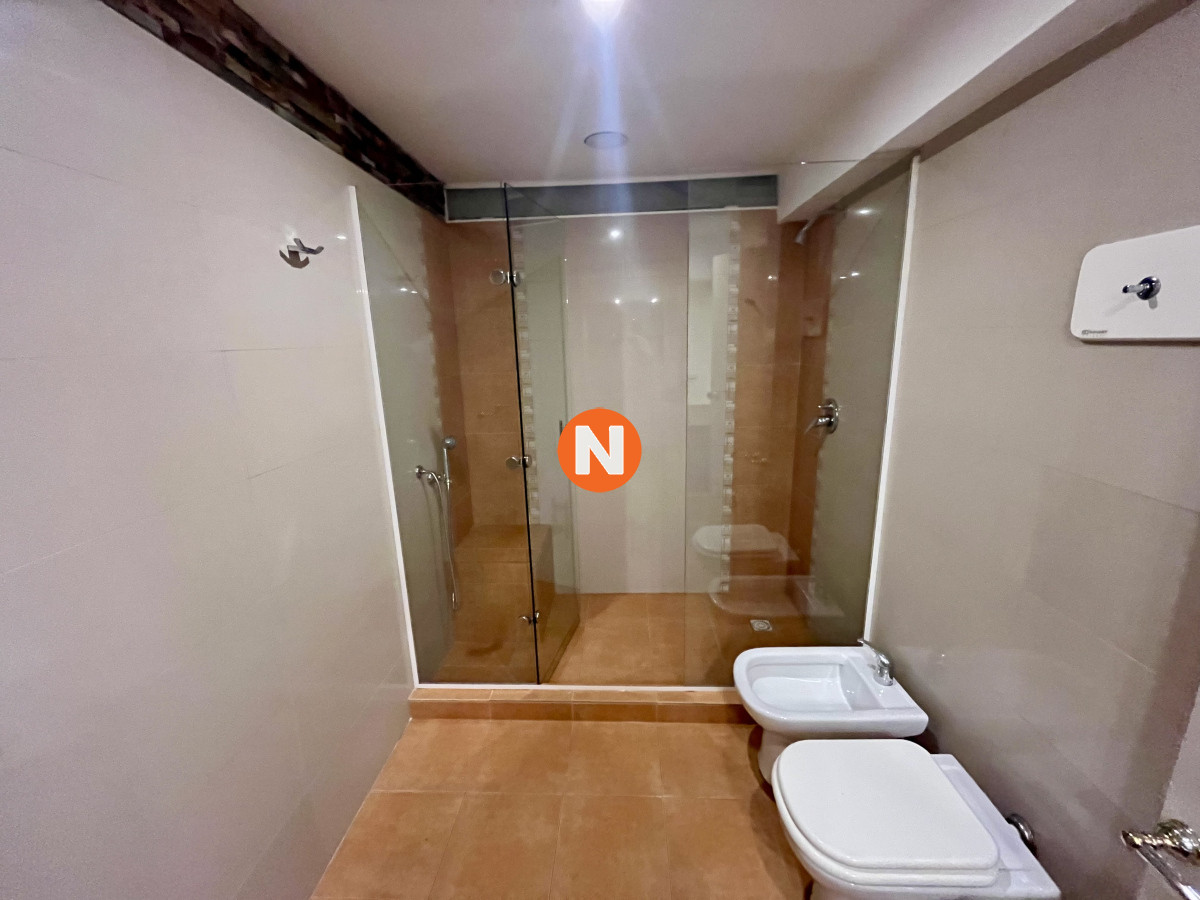 Casa Ref.226093 - Venta casa 5 dormitorios. Playa brava, Punta del Este