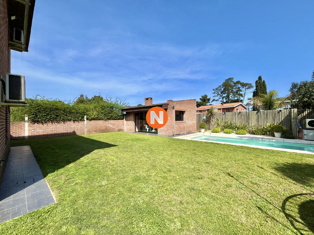 Casa Ref.223161 - Venta espectacular casa en Punta del Este, Pinares - 4 dormitorios