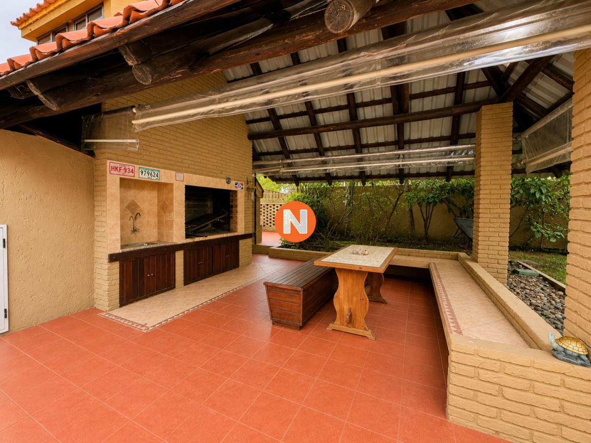 Casa Ref.225678 - VENTA CASA 3 DORMITORIO PUNTA DEL ESTE-SAN RAFAEL