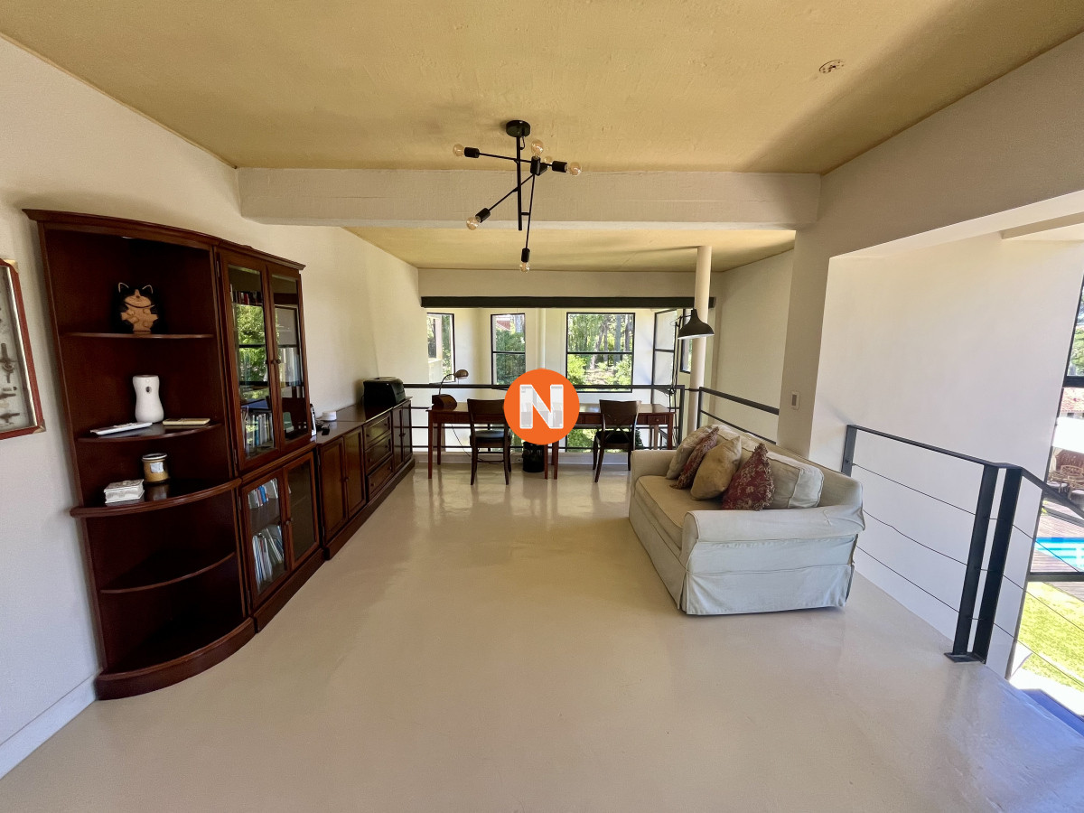 Casa Ref.226093 - Venta casa 5 dormitorios. Playa brava, Punta del Este