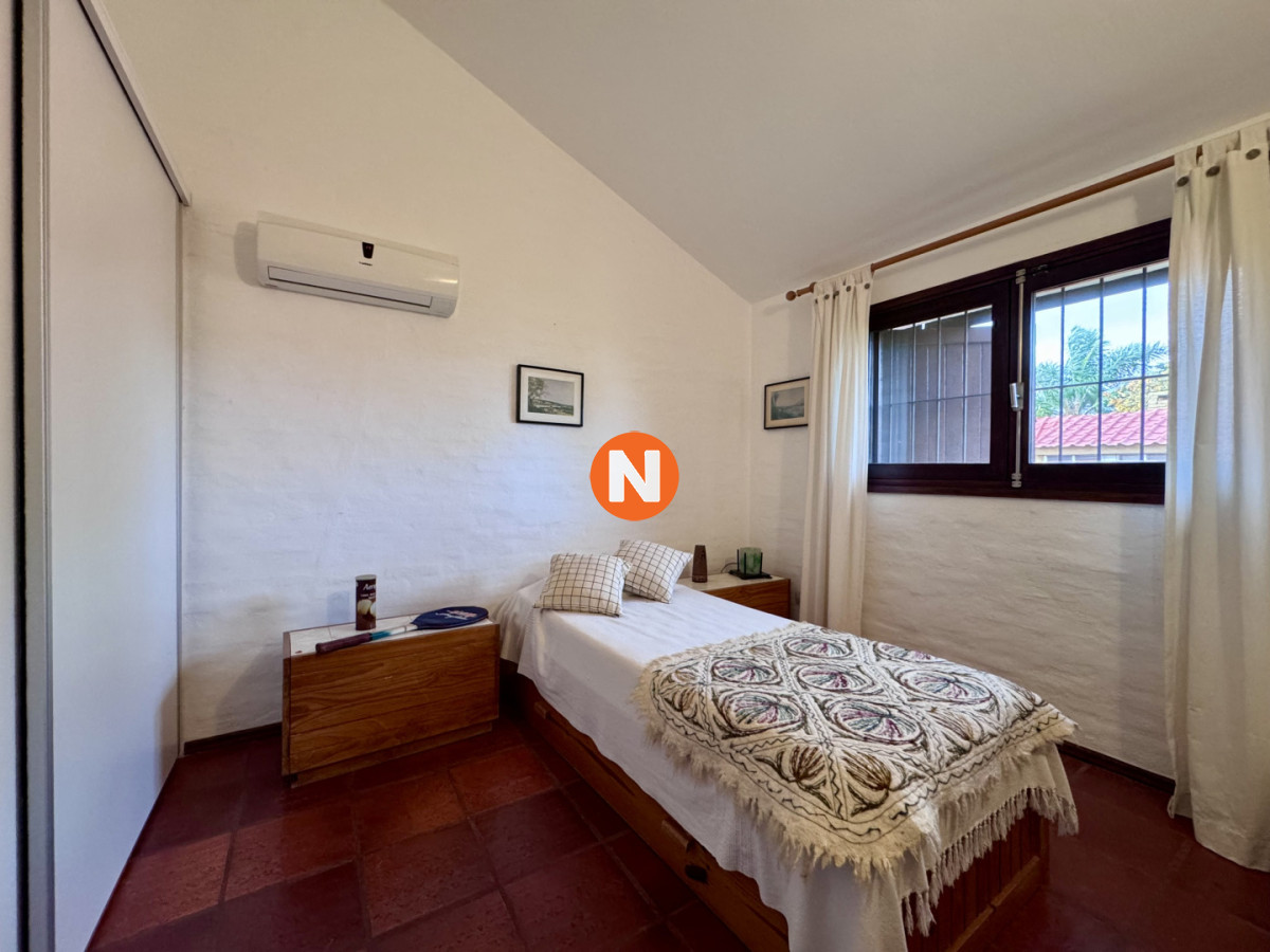 Casa Ref.225678 - VENTA CASA 3 DORMITORIO PUNTA DEL ESTE-SAN RAFAEL