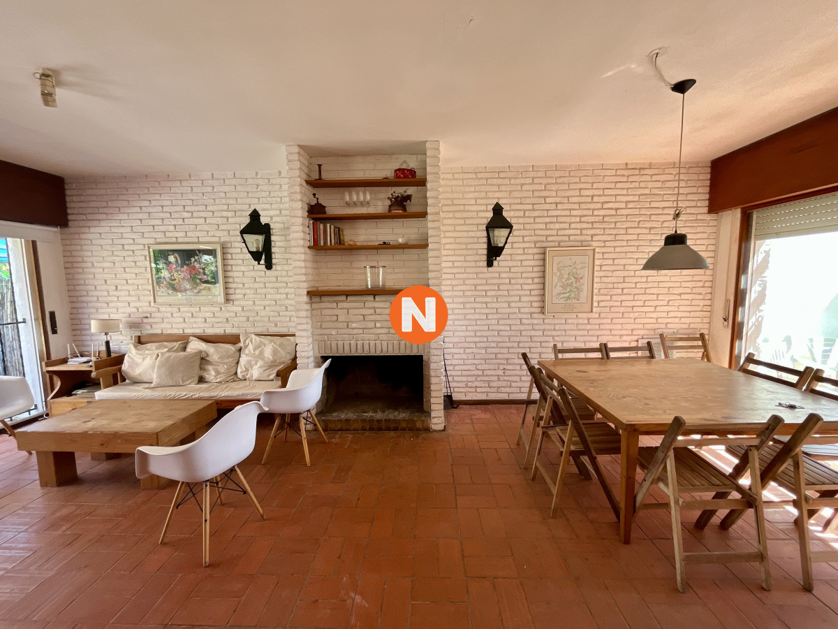 Casa Ref.223163 - Venta casa 3 dormitorios, La barra. Punta del Este 
