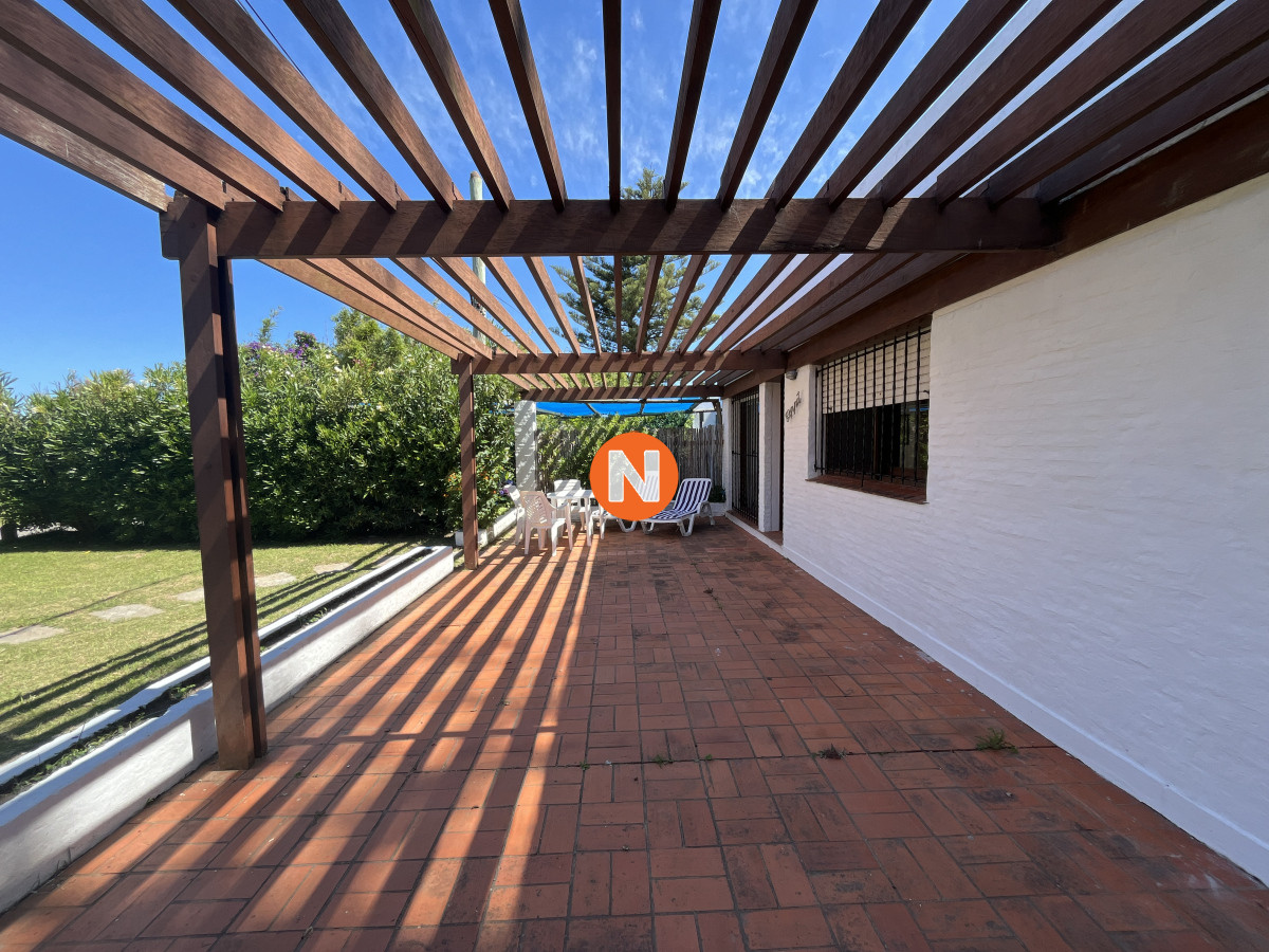 Casa Ref.223163 - Venta casa 3 dormitorios, La barra. Punta del Este 