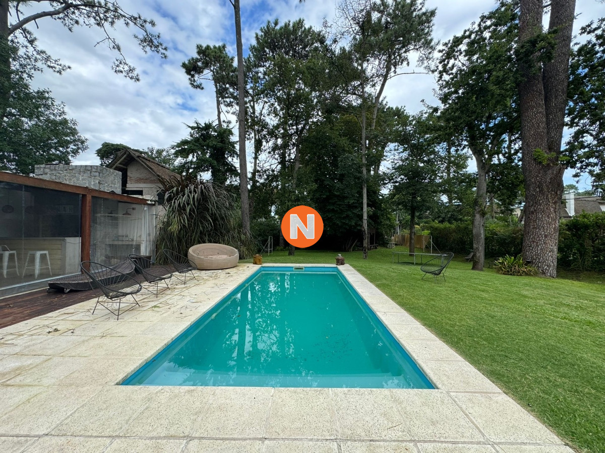 Casa Ref.223160 - Casa 3 dormitorios playa mansa Punta del Este