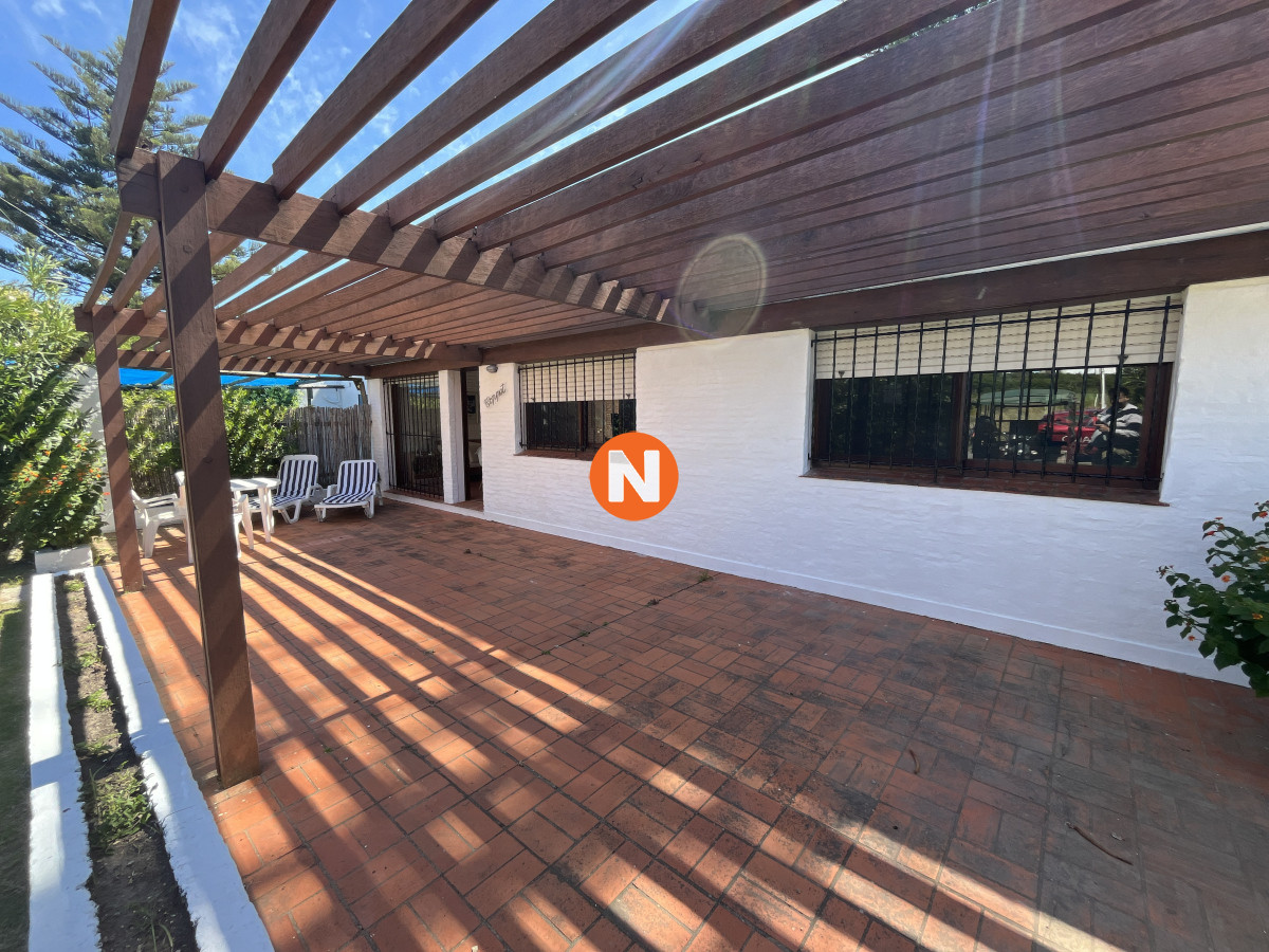 Casa Ref.223163 - Venta casa 3 dormitorios, La barra. Punta del Este 