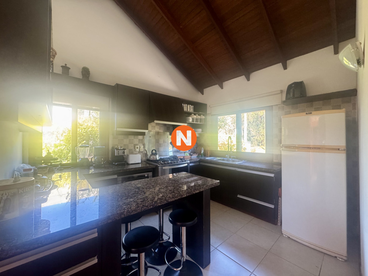 Casa Ref.224927 - Venta. Casa. 4 dormitorios 