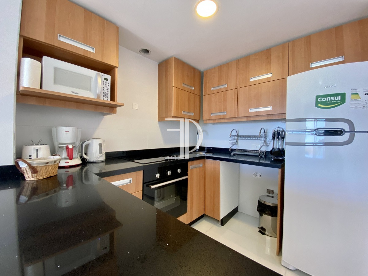 Apartamento ID.579 - Venta apartamento 1 dormitorio Playa mansa Punta del Este. 