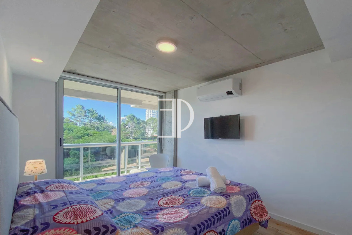 Apartamento ID.571 - Venta apartamento 1 dormitorio. Playa mansa, Punta del Este 