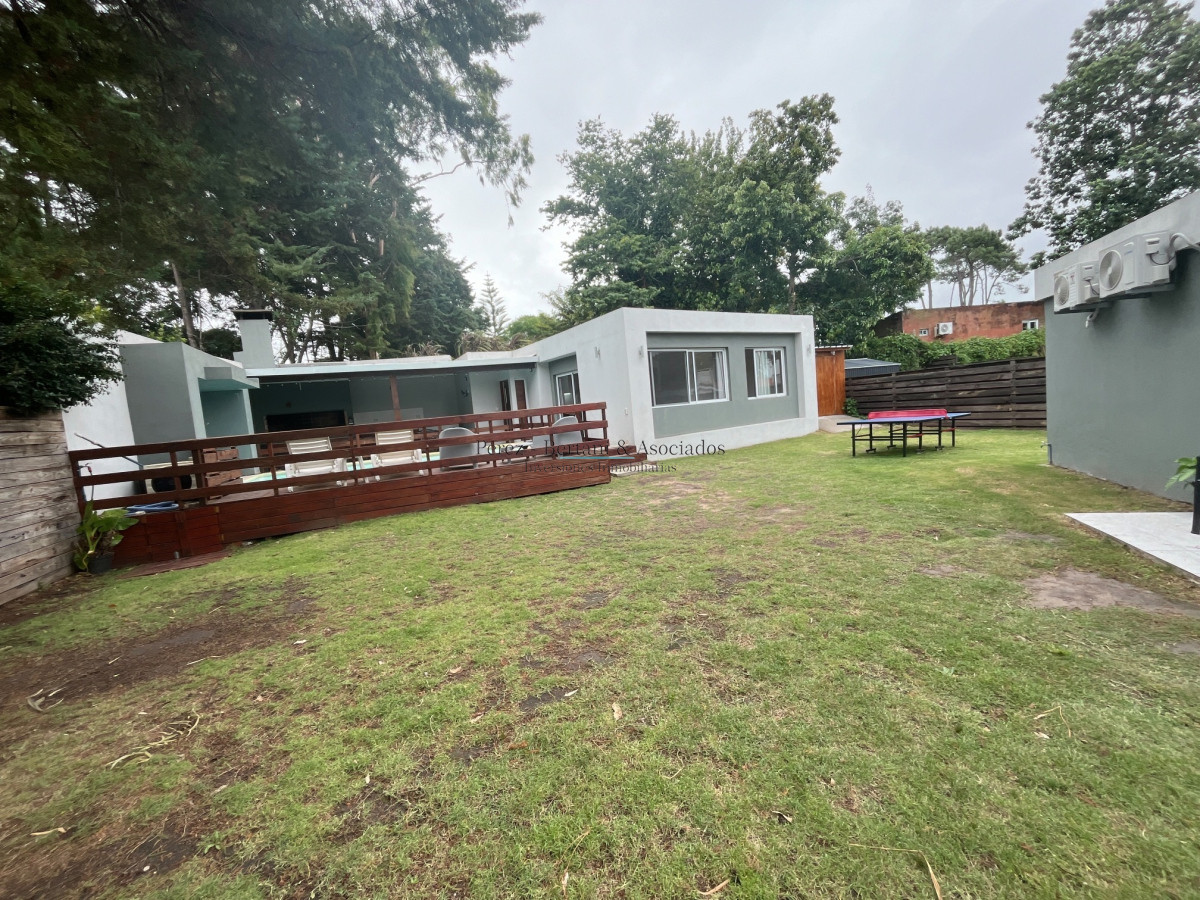 Casa ID.340 - Venta casa 4 dormitorios Punta del Este 