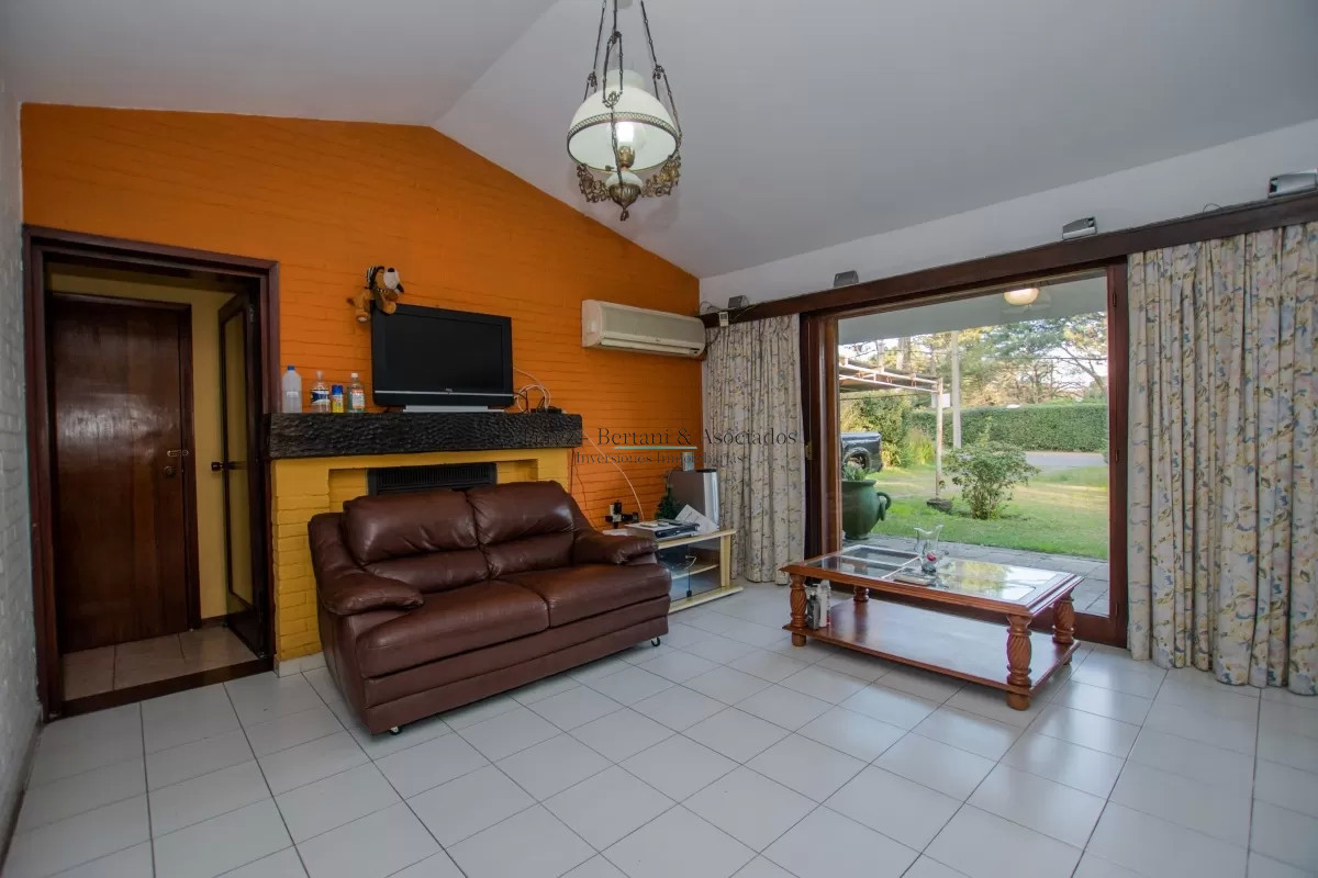 Casa ID.332 - venta casa 4 dormitorios Punta del Este 